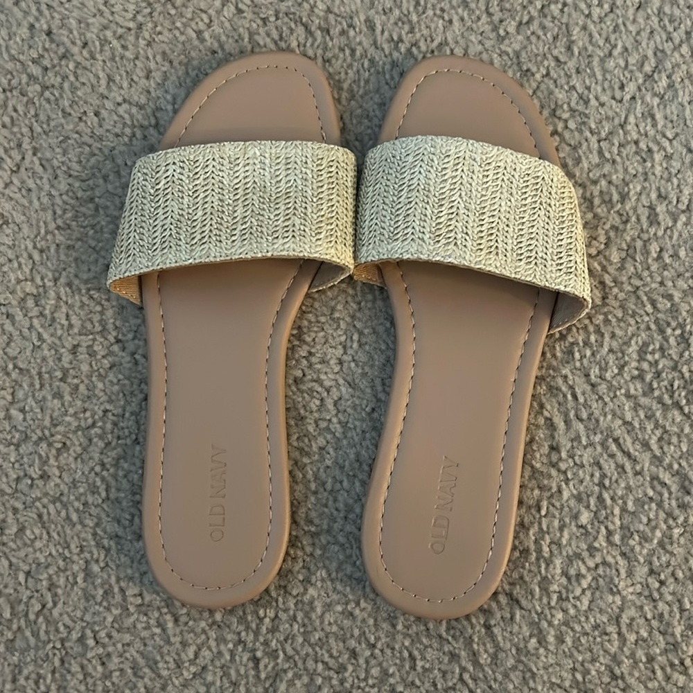 NWOT Old Navy Raffia Slide Sandals